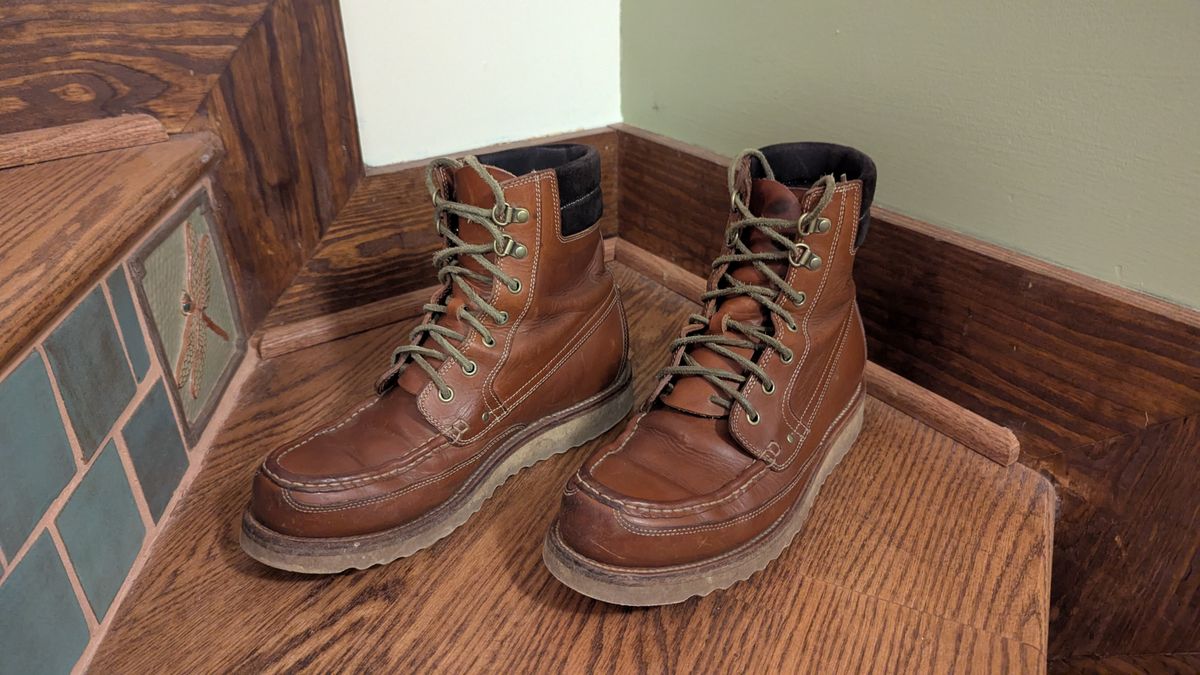 Photo by Eazyianish on December 7, 2025 of the Grant Stone Field Boot in Badalassi Carlo Saddle Tan Minerva.