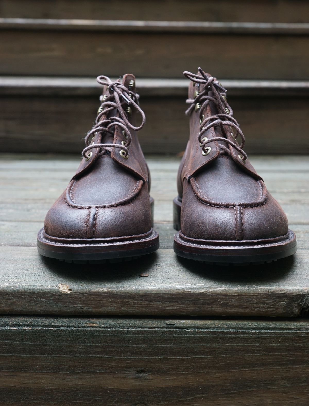 Photo by Eazyianish on October 2, 2022 of the Grant Stone Ottawa Boot in C.F. Stead Tobacco Waxy Commander Suede.