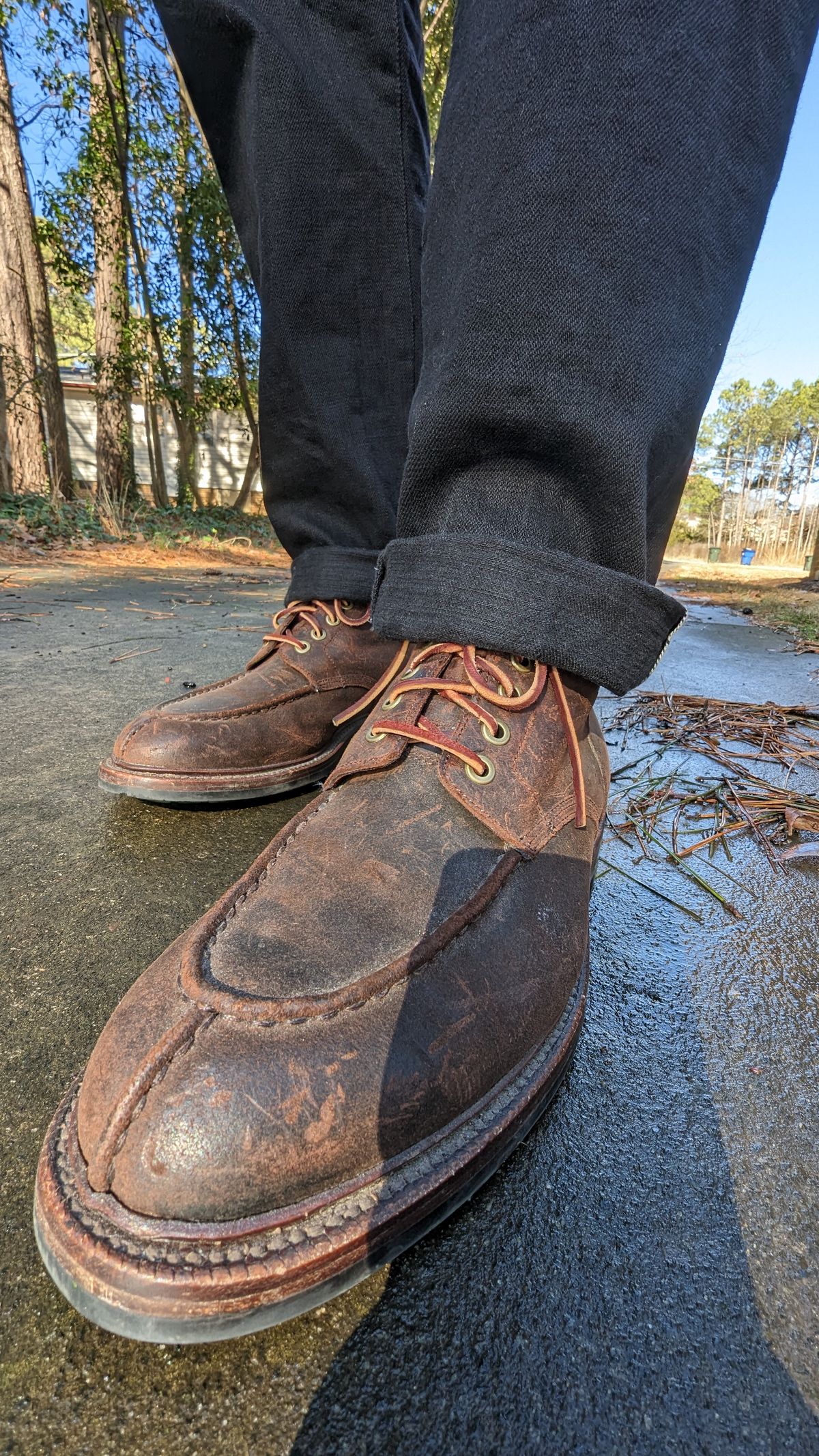 Photo by Eazyianish on January 5, 2023 of the Grant Stone Ottawa Boot in C.F. Stead Tobacco Waxy Commander Suede.