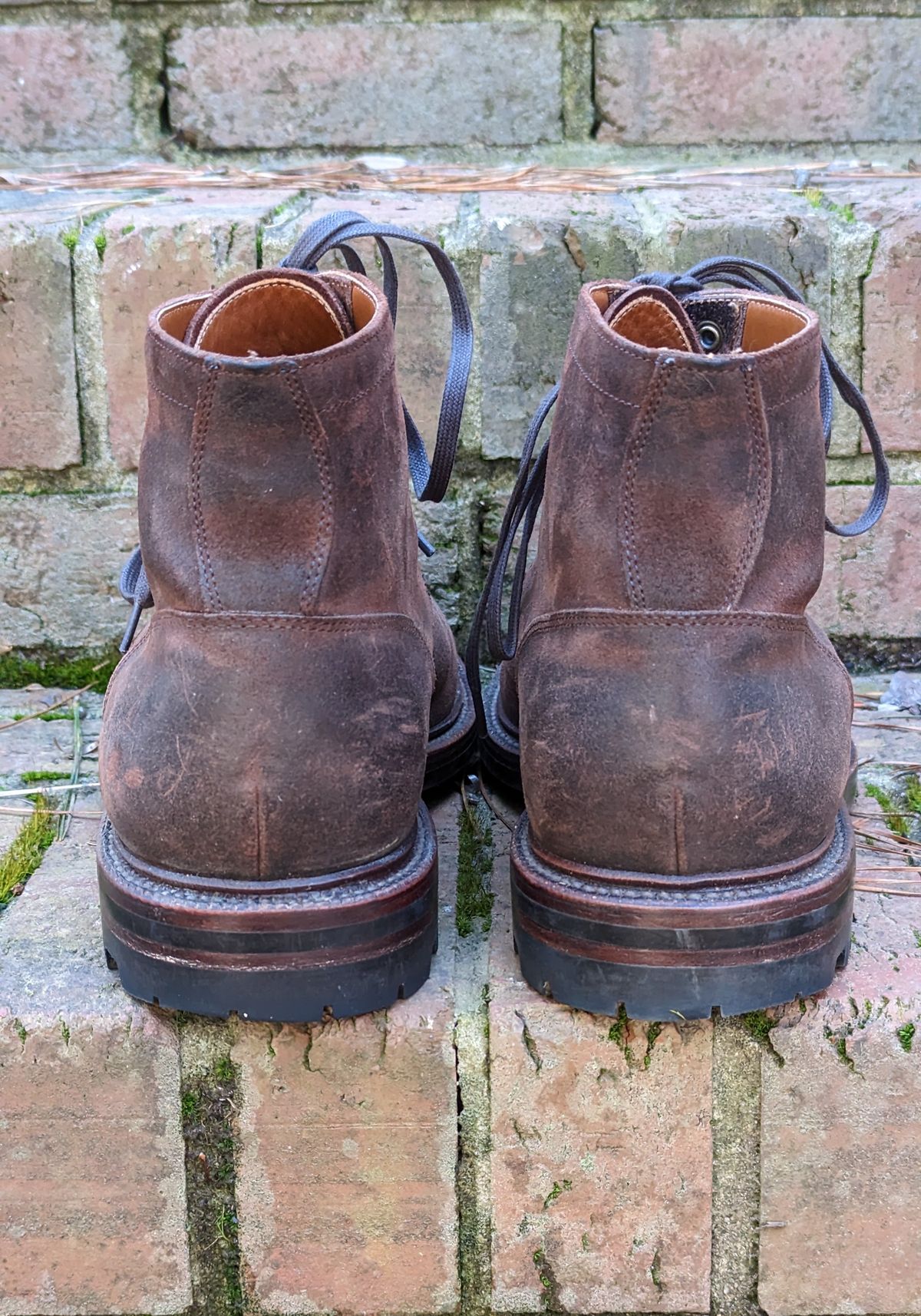 Photo by Eazyianish on February 3, 2023 of the Grant Stone Ottawa Boot in C.F. Stead Tobacco Waxy Commander Suede.