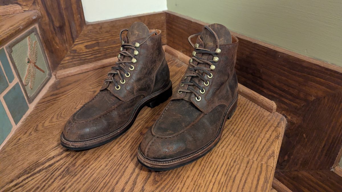 Photo by Eazyianish on December 7, 2025 of the Grant Stone Ottawa Boot in C.F. Stead Tobacco Waxy Commander Suede.