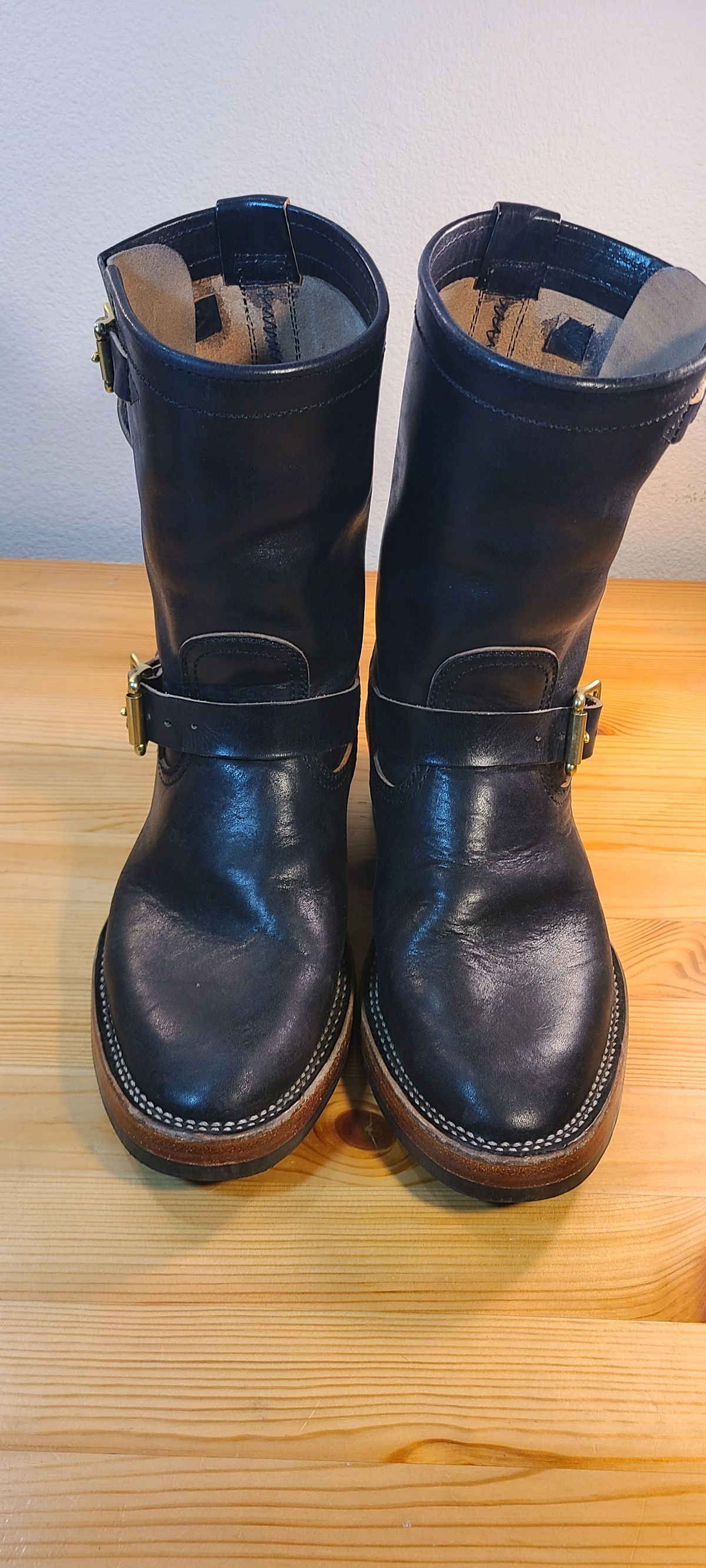 Photo by 2313499 on November 2, 2021 of the Benzein The Keeper Engineer Boot in Maryam Black Horsebutt.