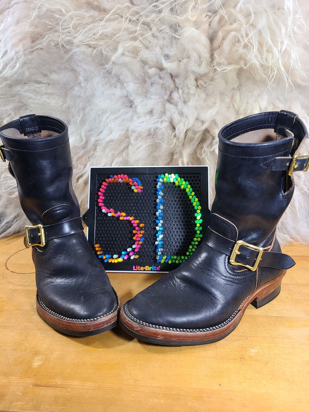 Photo by 2313499 on January 3, 2022 of the Benzein The Keeper Engineer Boot in Maryam Black Horsebutt.
