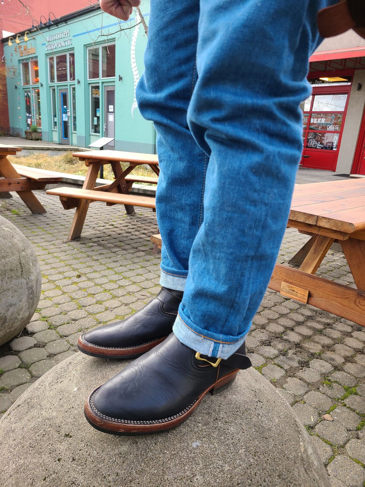 Photo by 2313499 on February 3, 2022 of the Benzein The Keeper Engineer Boot in Maryam Black Horsebutt.