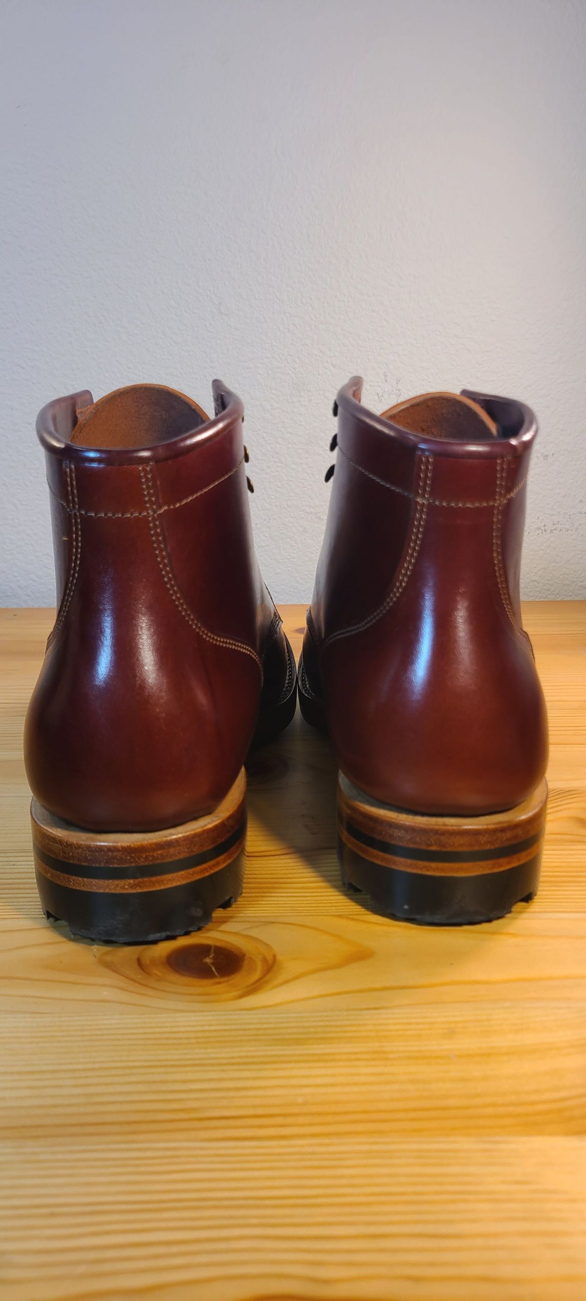 Photo by 2313499 on November 2, 2021 of the Midas Service Boot in Shinki Burgundy Oiled Horsebutt.