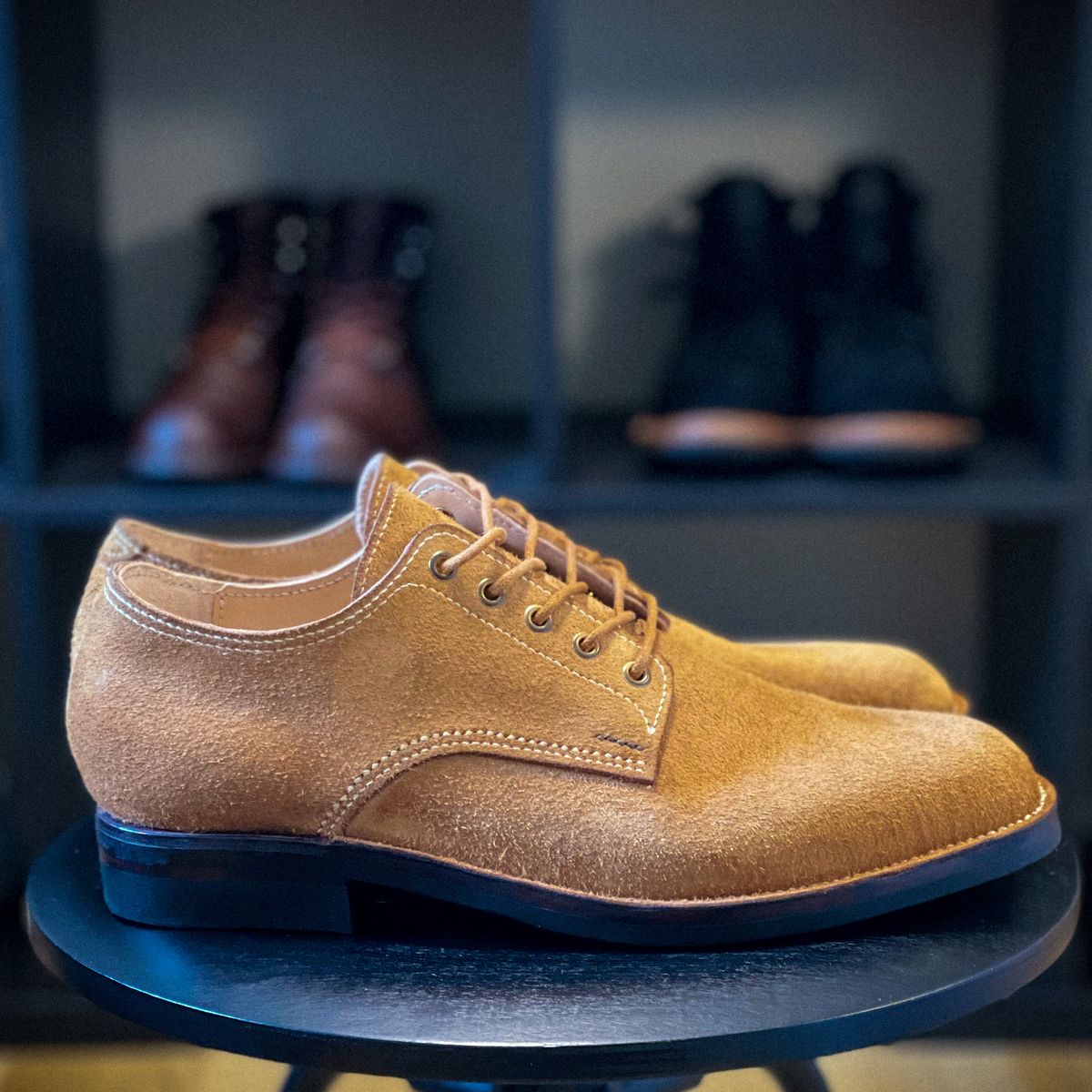Photo by t4.tillerman on October 2, 2023 of the Tee Four Tillerman / Self-made T1 in Badalassi Carlo Cognac Wax Pull-Up Roughout.