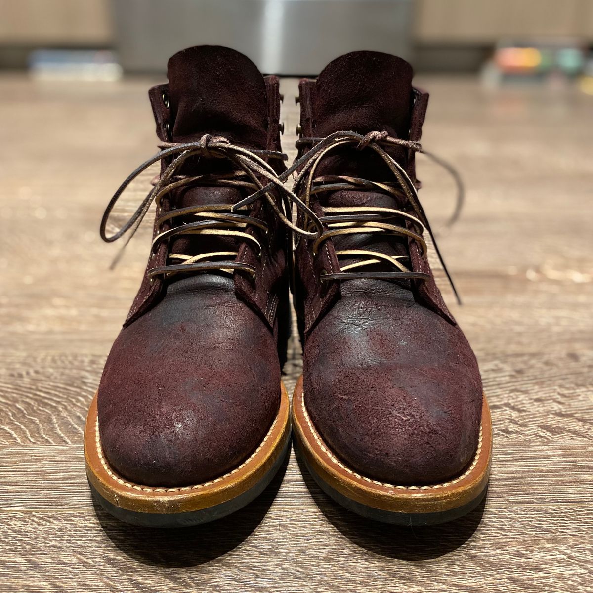 Photo by miguel__dominic on January 6, 2026 of the Truman Plain Toe Boot in C.F. Stead Garnet Rambler.