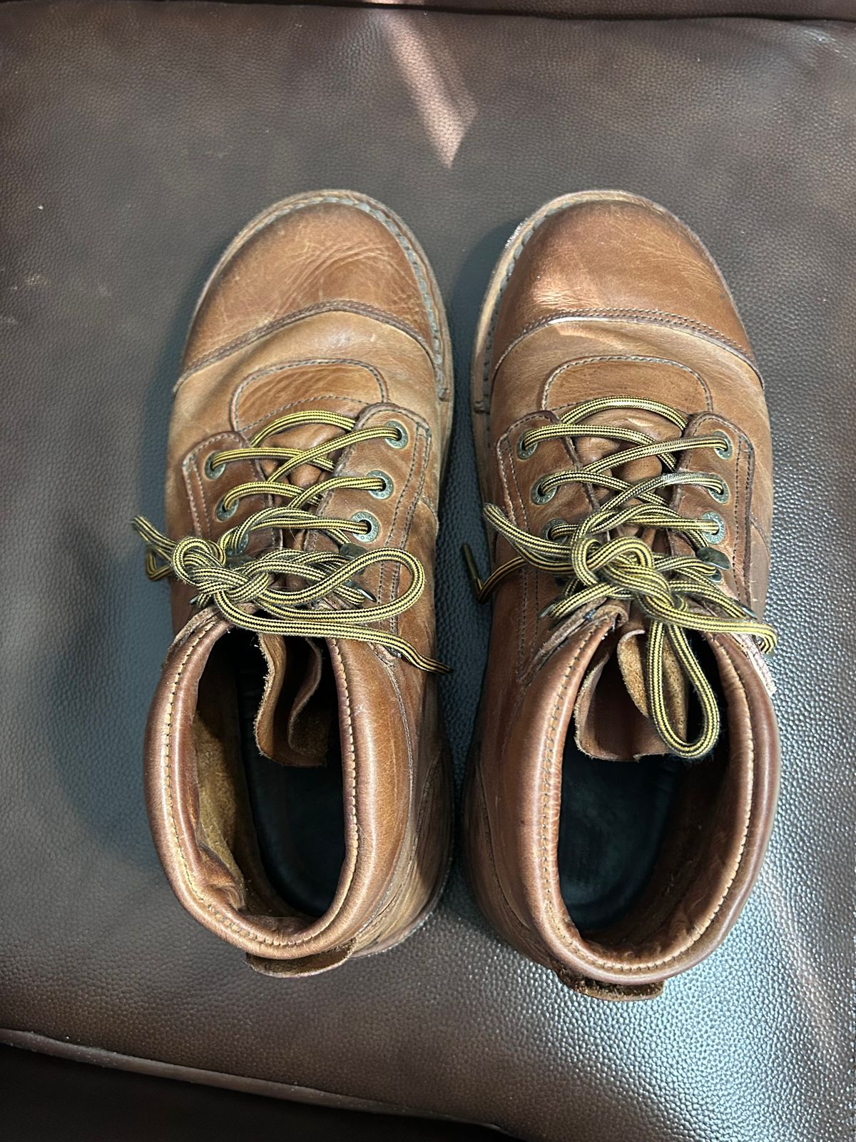 Photo by rattler360 on December 30, 2025 of the Jim Green African Ranger Barefoot Boot in Fudge Crazy Horse.