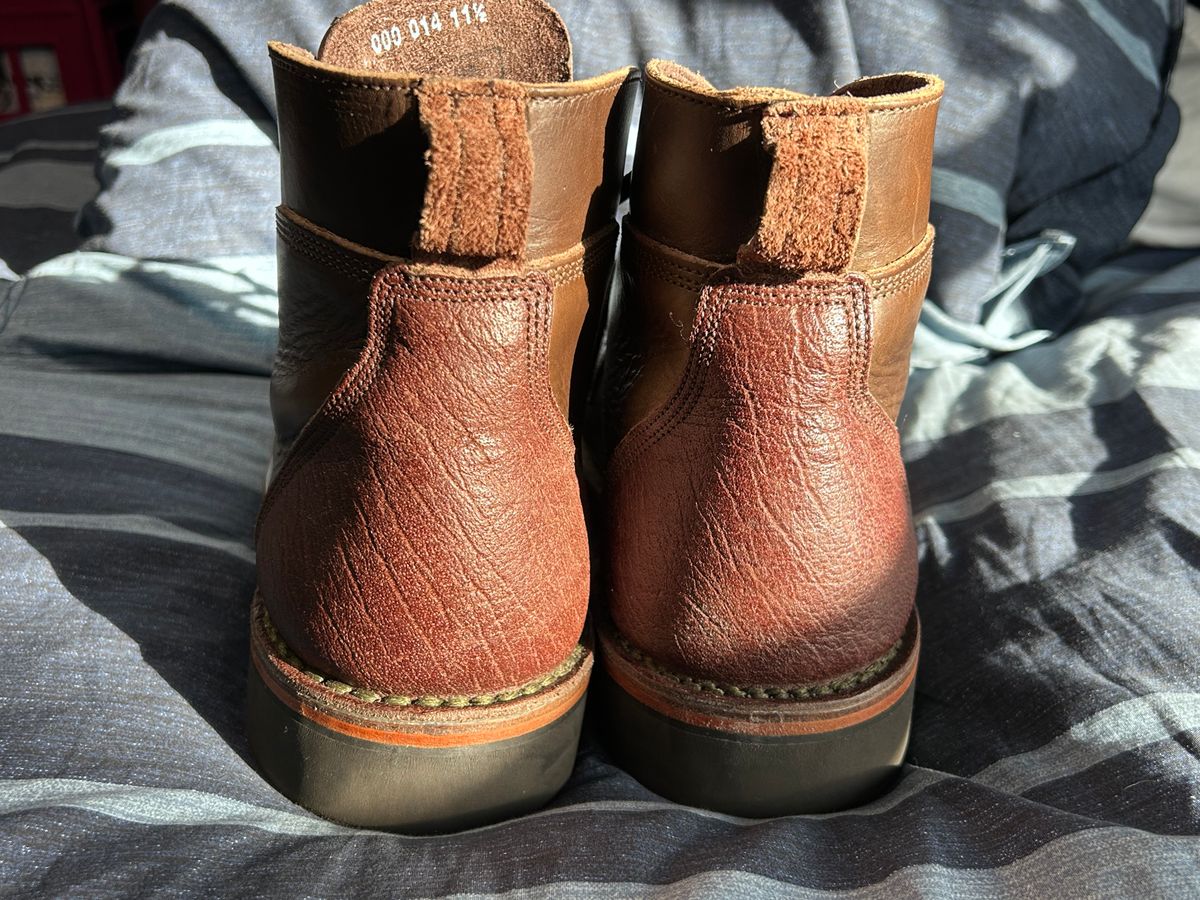 Photo by rattler360 on December 1, 2025 of the Jim Green Numzaan in Cusom One Off Cape Buffalo/ Olive brown Horween.