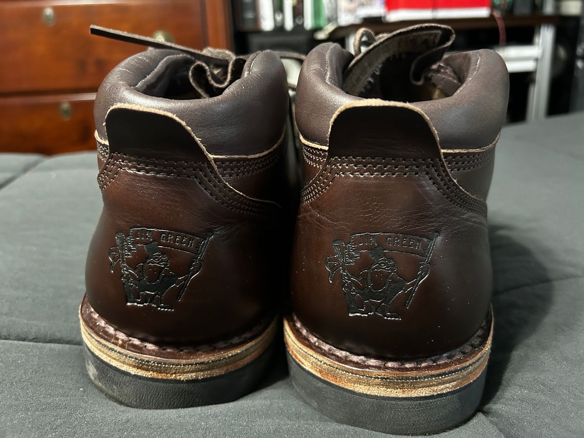 Photo by rattler360 on January 1, 2024 of the Jim Green African Ranger in Horween Burgundy Chromexcel.