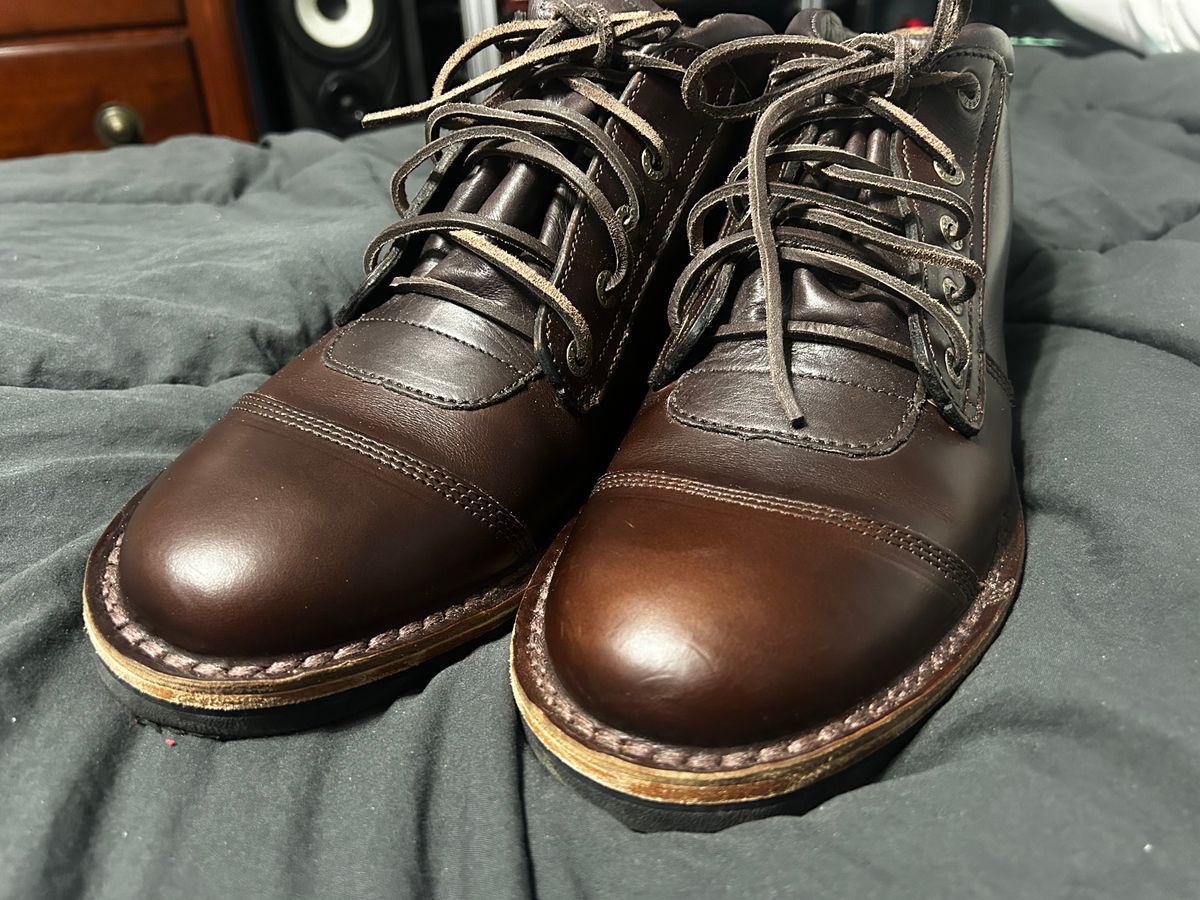 Photo by rattler360 on January 5, 2024 of the Jim Green African Ranger in Horween Burgundy Chromexcel.