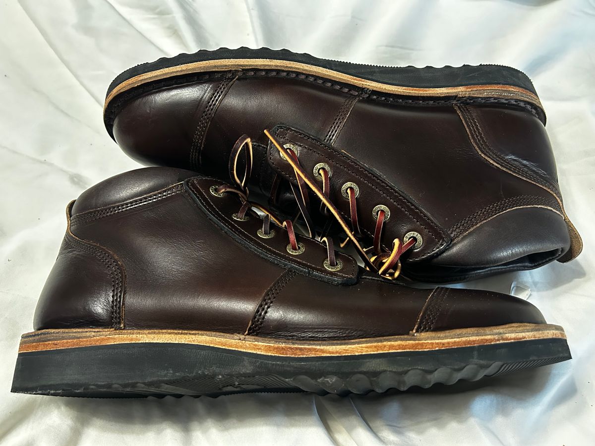 Photo by rattler360 on March 1, 2024 of the Jim Green African Ranger in Horween Burgundy Chromexcel.