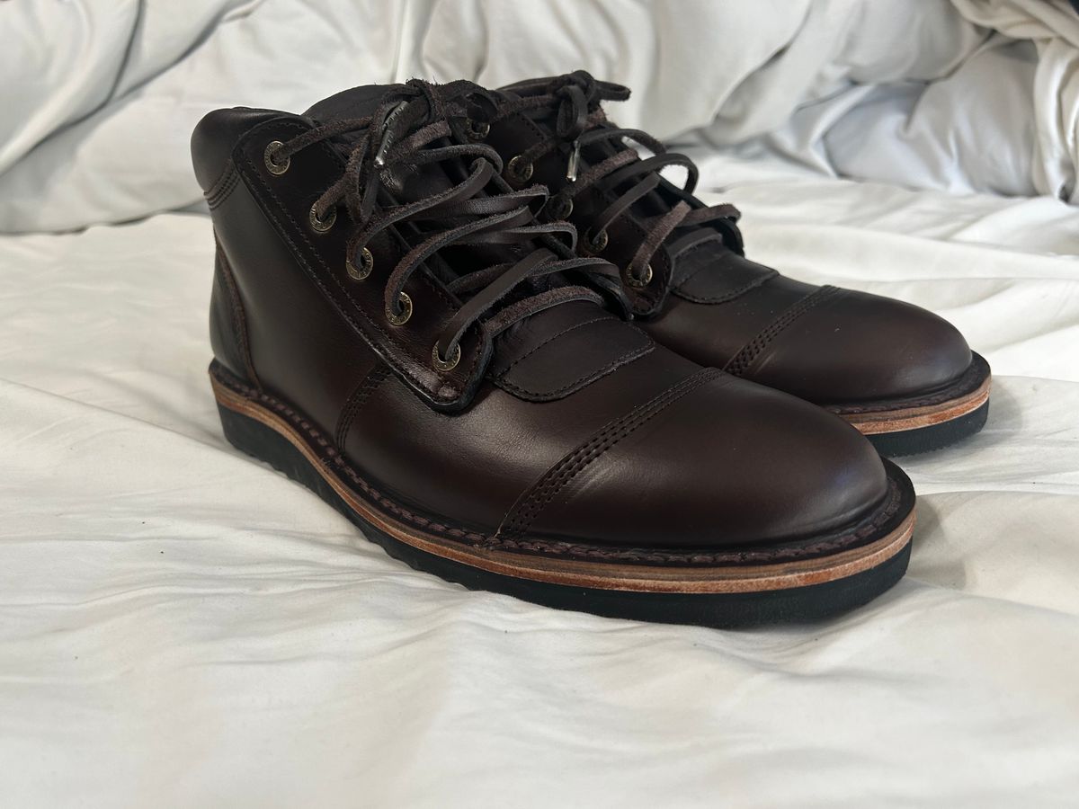 Photo by rattler360 on October 23, 2023 of the Jim Green African Ranger in Horween Burgundy Chromexcel.