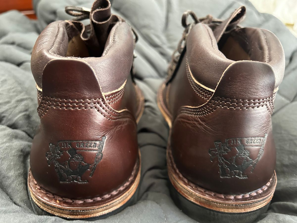 Photo by rattler360 on November 1, 2023 of the Jim Green African Ranger in Horween Burgundy Chromexcel.