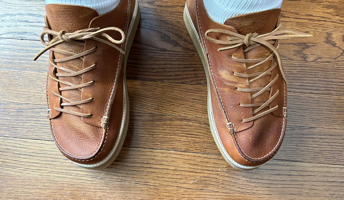 Photo by rattler360 on October 2, 2024 of the Yogi Footwear Finn 3 in Chestnut Brown.