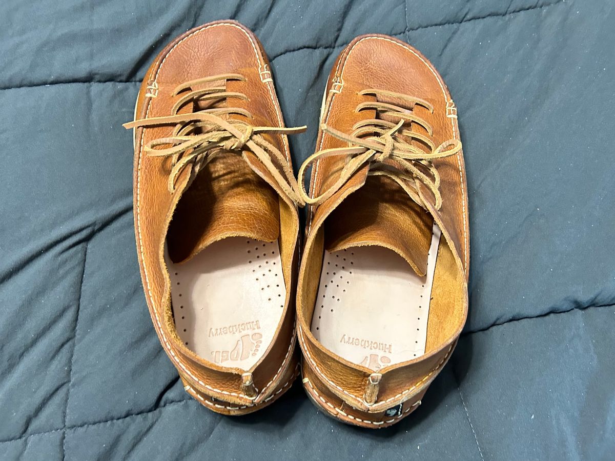 Photo by rattler360 on October 2, 2024 of the Yogi Footwear Finn 3 in Chestnut Brown.