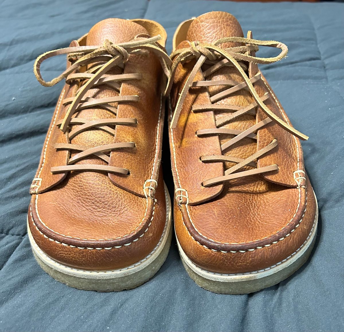 Photo by rattler360 on October 2, 2024 of the Yogi Footwear Finn 3 in Chestnut Brown.