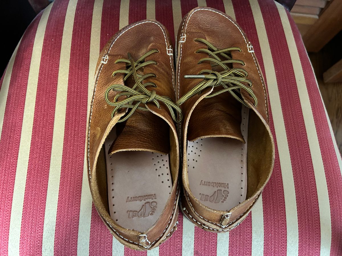 Photo by rattler360 on January 5, 2025 of the Yogi Footwear Finn 3 in Chestnut Brown.