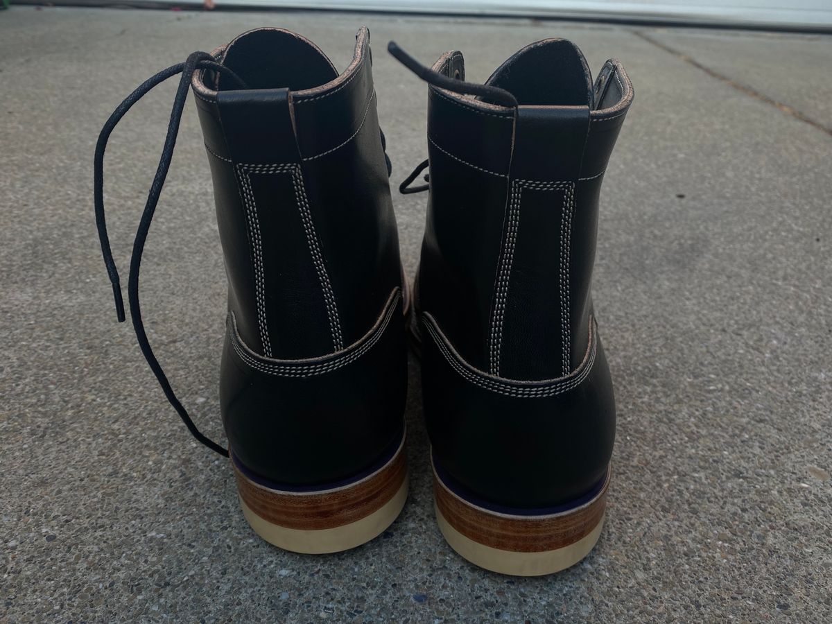 Photo by GalaxyGuy on October 3, 2023 of the Onderhoud x Stitchdown Moc Toe in Wickett & Craig Black Traditional Harness.