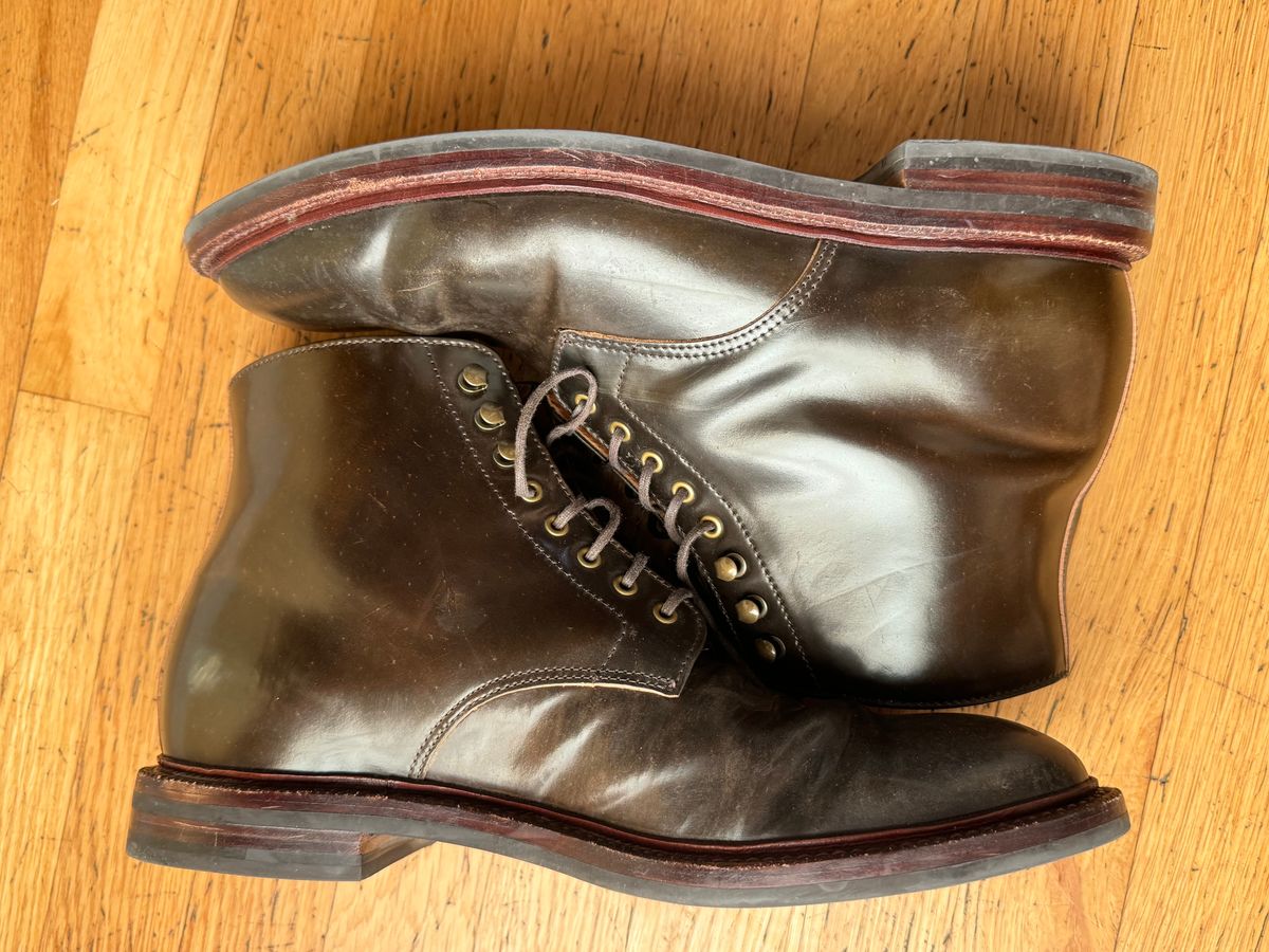 Photo by GalaxyGuy on November 3, 2024 of the Grant Stone Edward Boot in Horween Maduro Shell Cordovan.