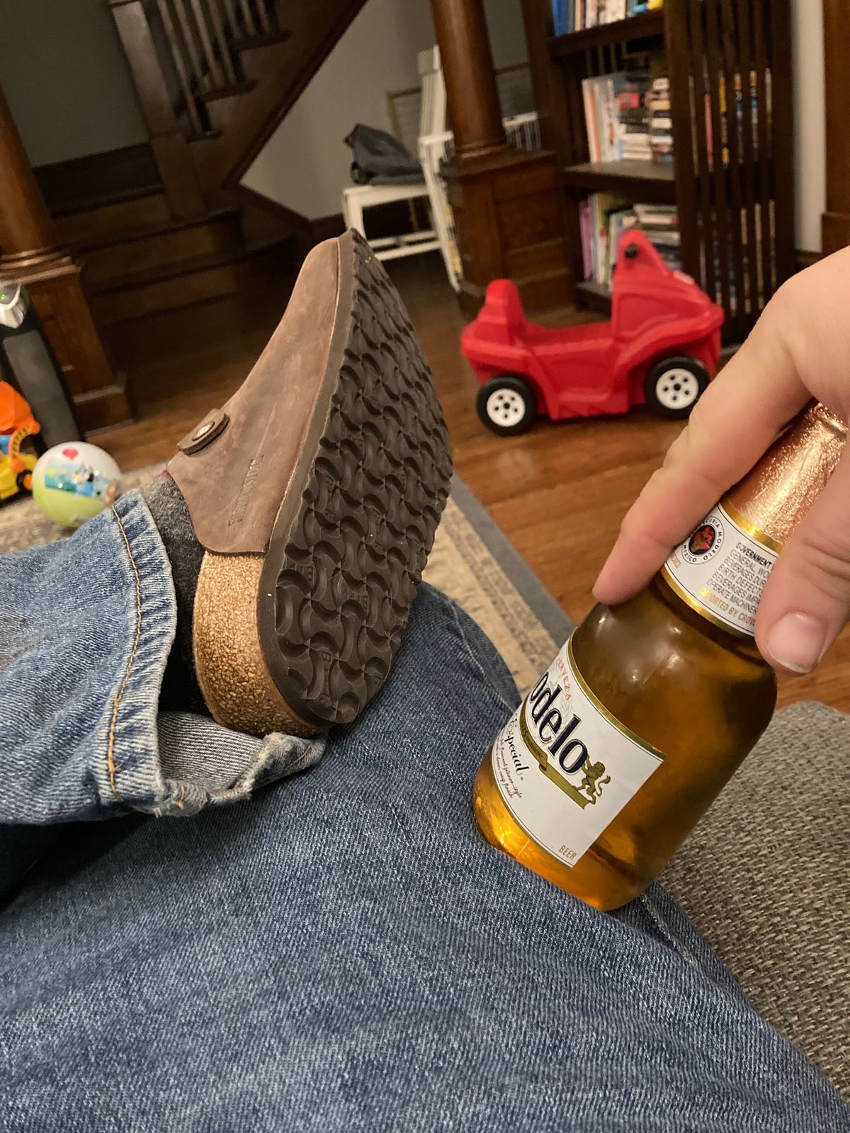 Photo by sigben59 on November 4, 2023 of the Birkenstock Boston in Habana Oiled Leather.