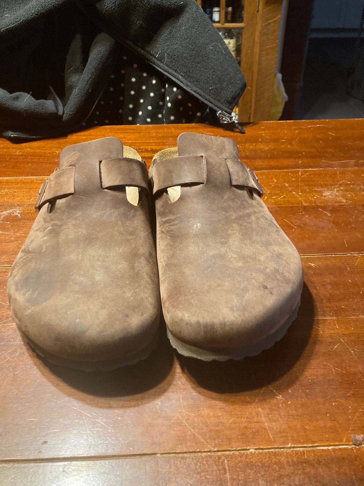 Photo by sigben59 on January 4, 2024 of the Birkenstock Boston in Habana Oiled Leather.