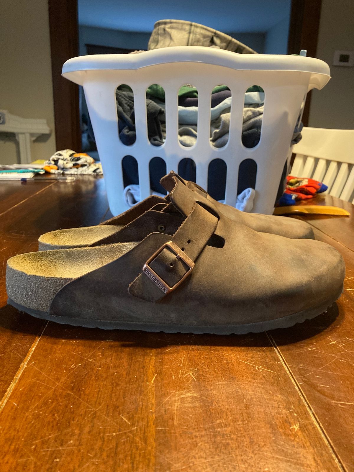 Photo by sigben59 on April 4, 2024 of the Birkenstock Boston in Habana Oiled Leather.