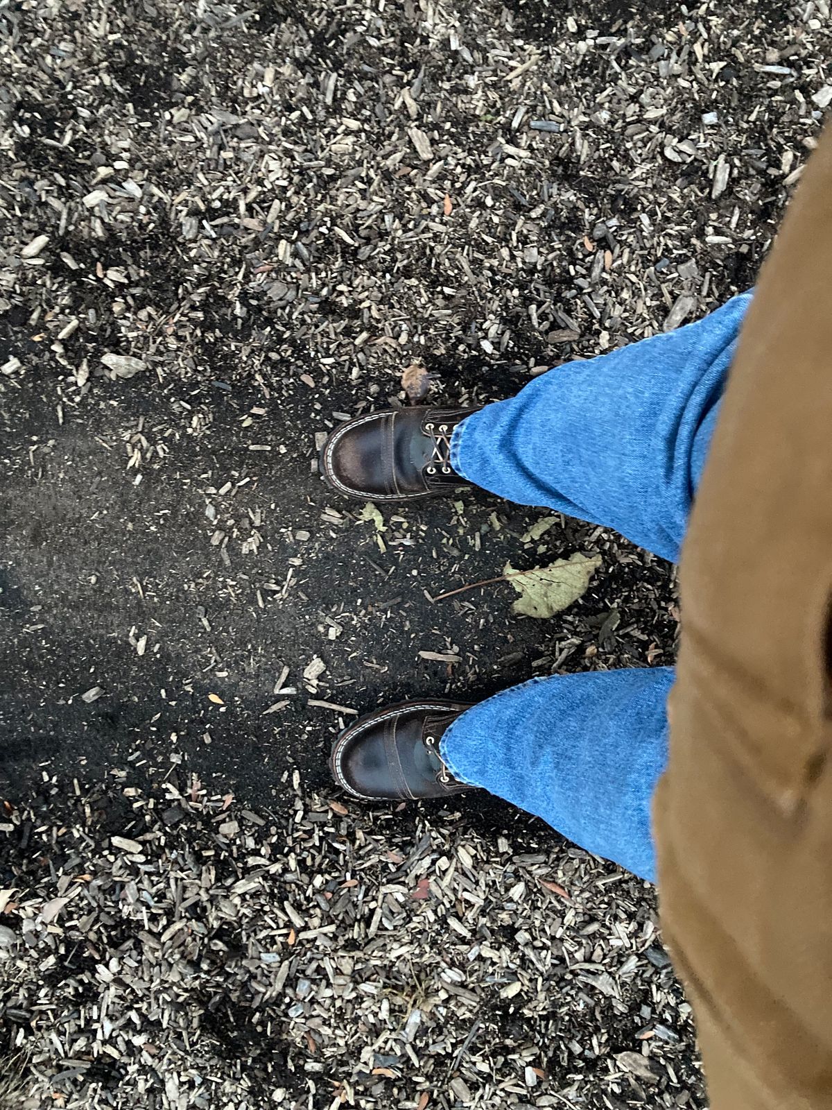 Photo by sigben59 on November 4, 2023 of the Nicks Urban Logger in Horween Brown Waxed Flesh.