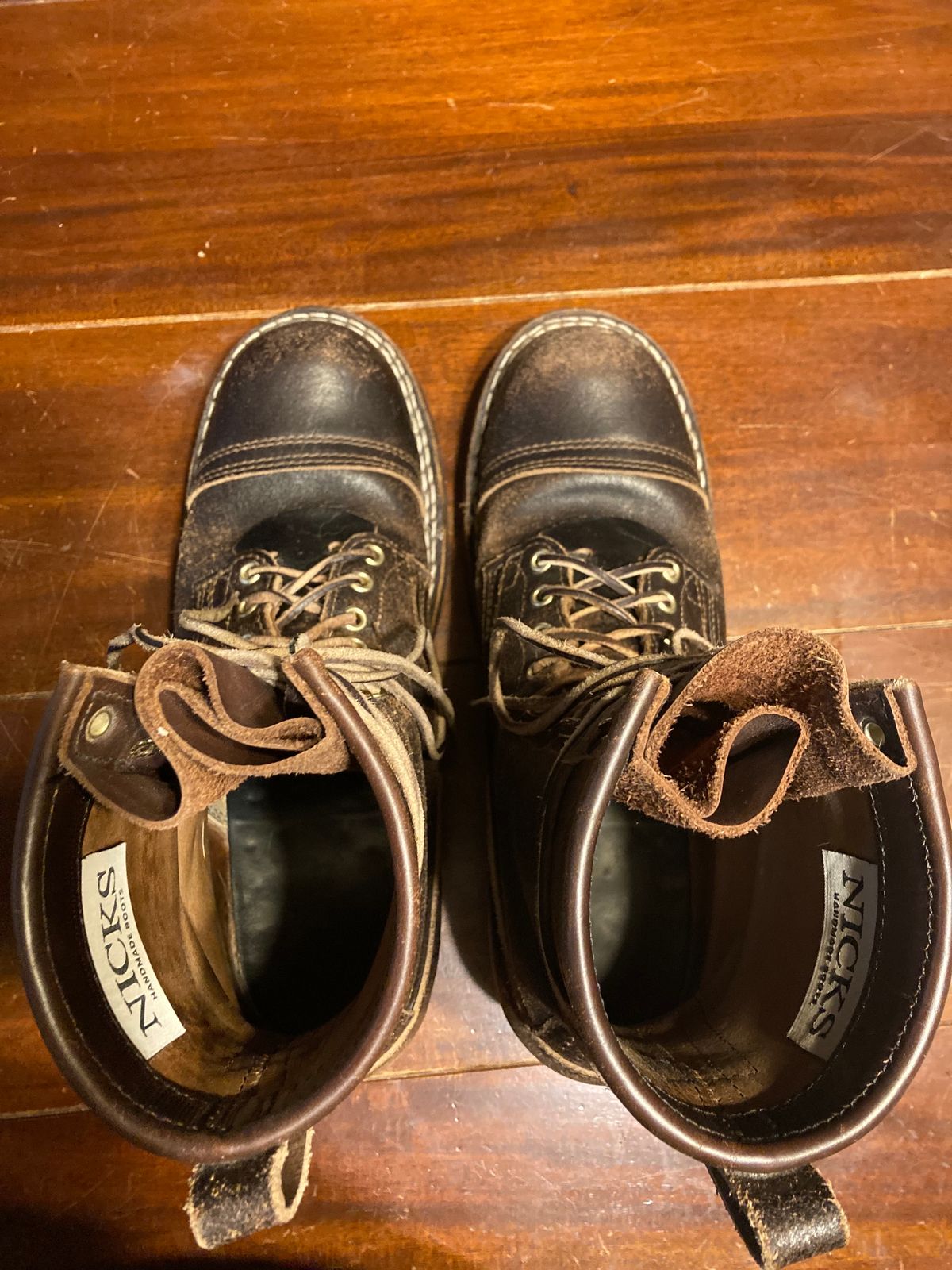 Photo by sigben59 on January 5, 2024 of the Nicks Urban Logger in Horween Brown Waxed Flesh.