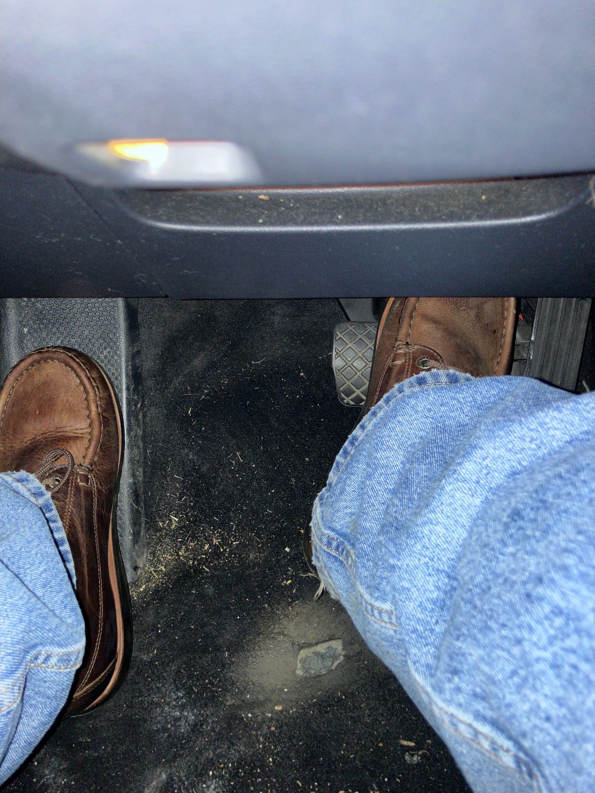 Photo by sigben59 on November 13, 2025 of the Jim Green Meander – Moc-Toe in Bronco Brown - Oily Pull Up.