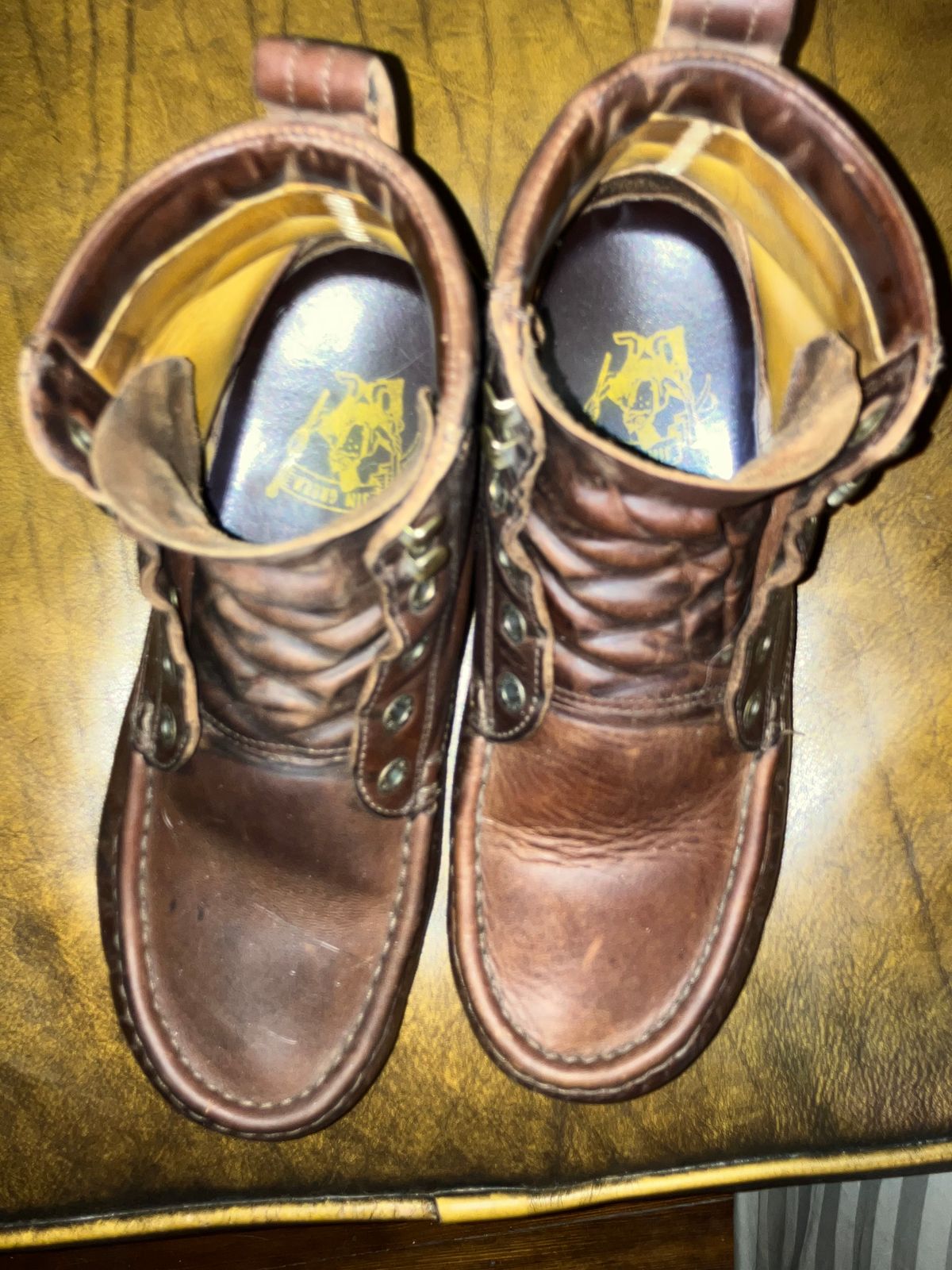 Photo by sigben59 on January 5, 2026 of the Jim Green Meander – Moc-Toe in Bronco Brown - Oily Pull Up.