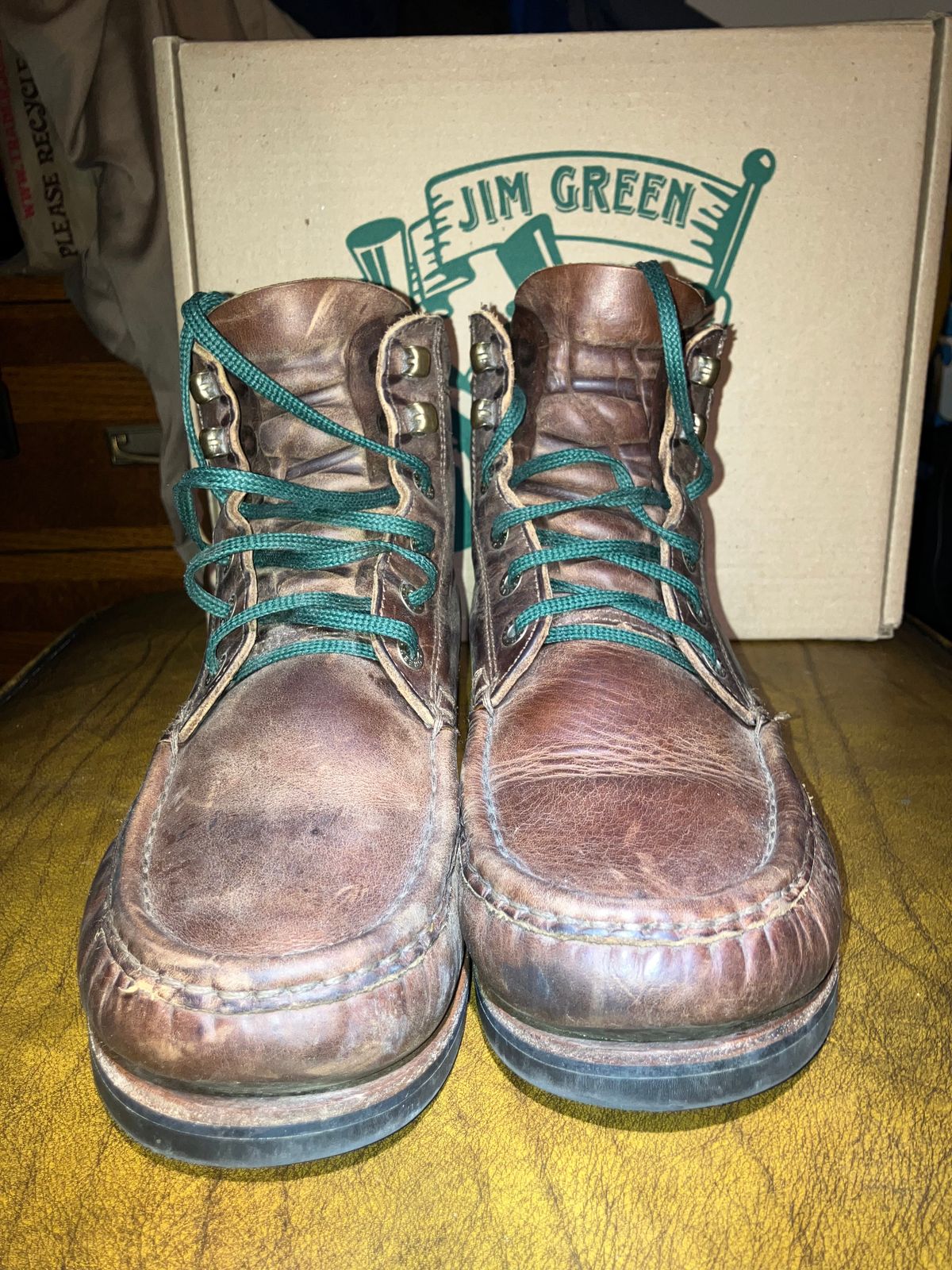 Photo by sigben59 on March 5, 2026 of the Jim Green Meander – Moc-Toe in Bronco Brown - Oily Pull Up.