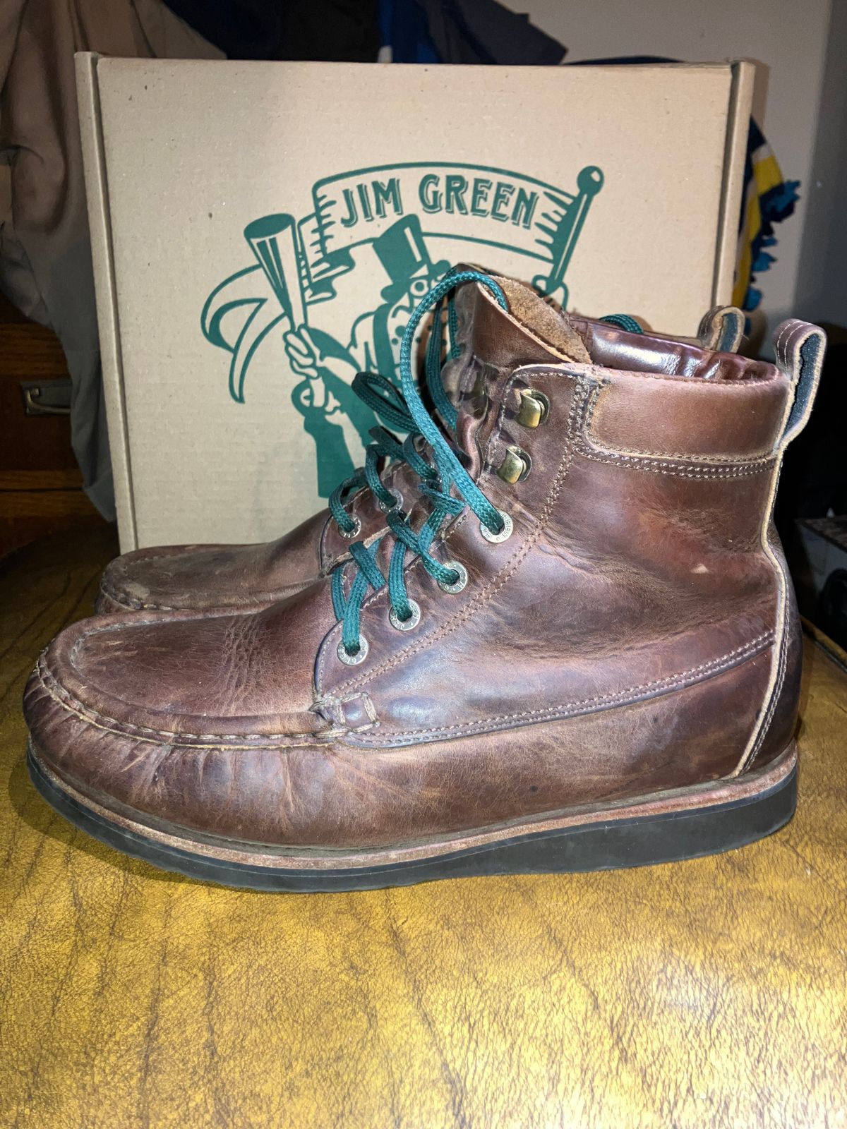 Photo by sigben59 on March 5, 2026 of the Jim Green Meander – Moc-Toe in Bronco Brown - Oily Pull Up.