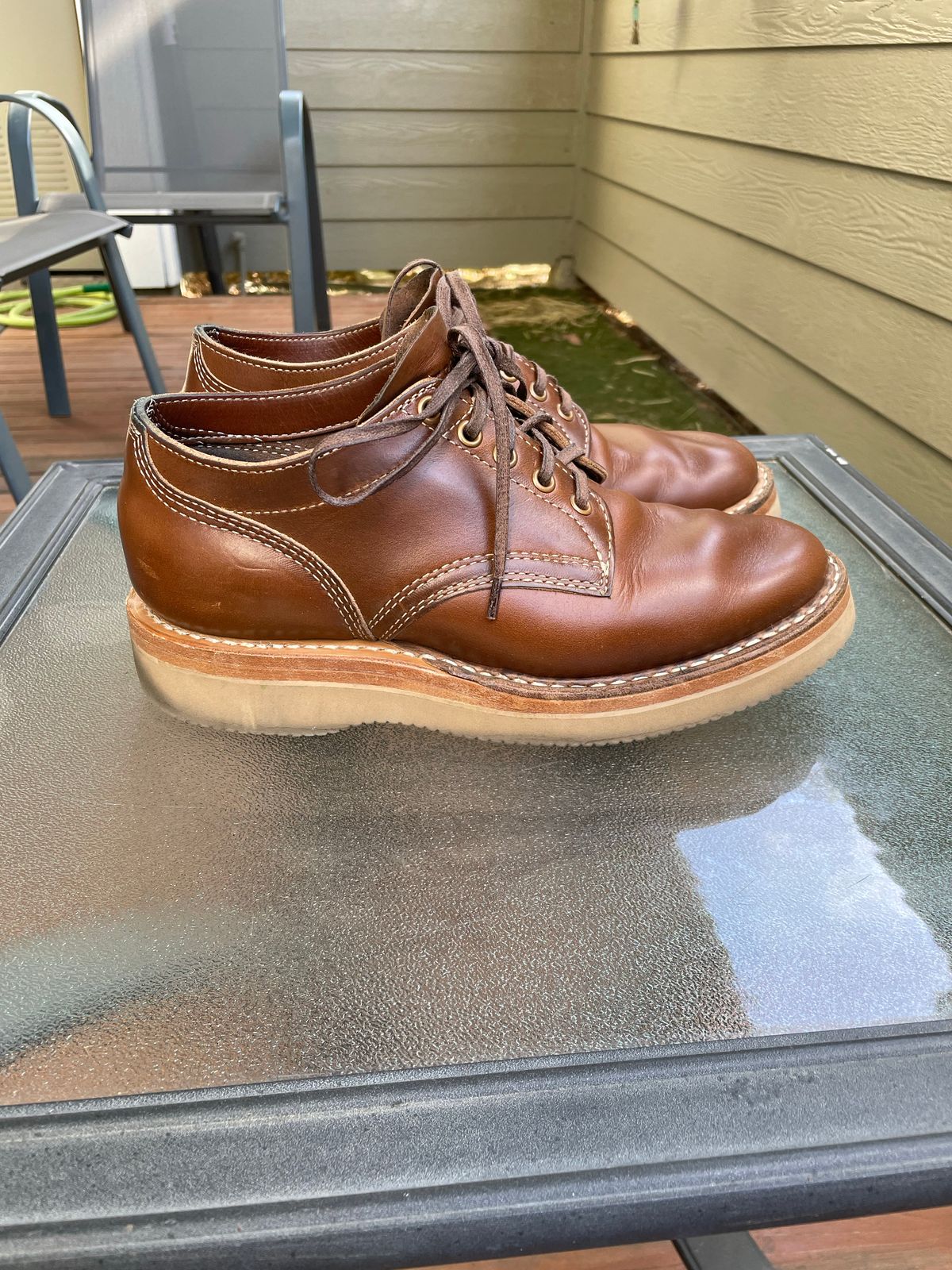 Photo by mrchaselm on November 4, 2022 of the White's Oxford in Horween British Tan Chromexcel.