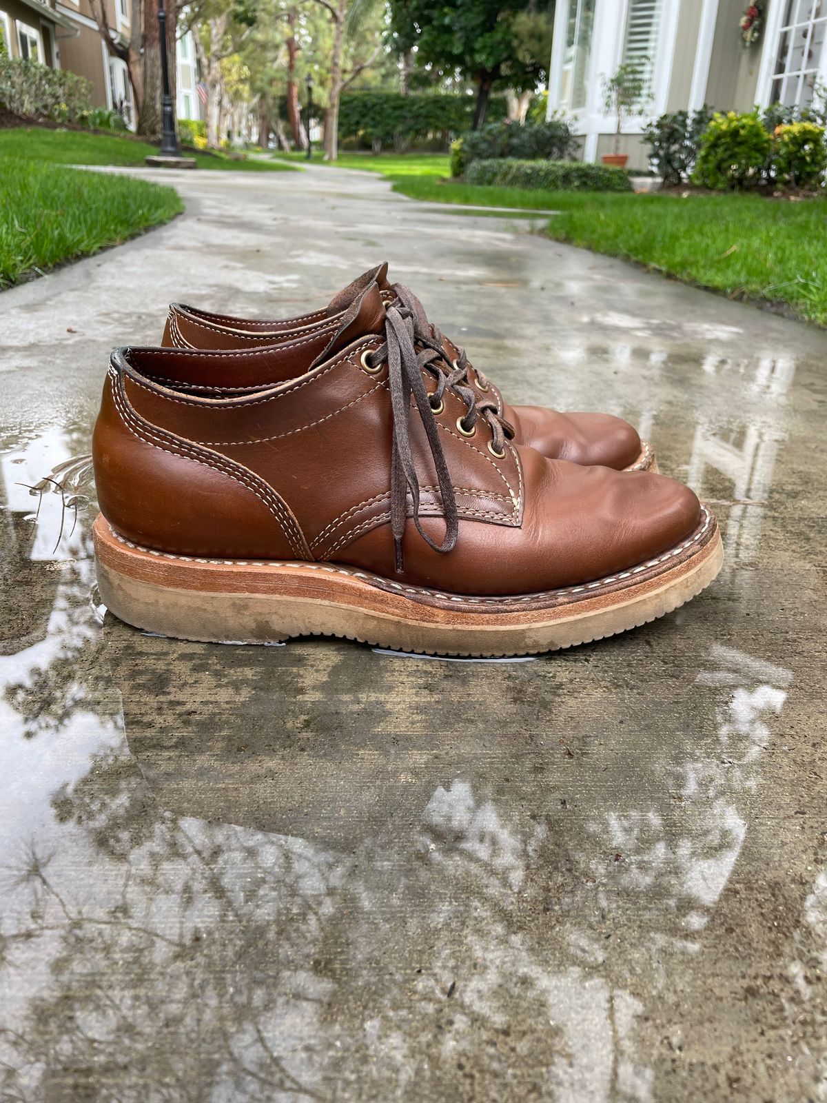 Photo by mrchaselm on January 4, 2023 of the White's Oxford in Horween British Tan Chromexcel.