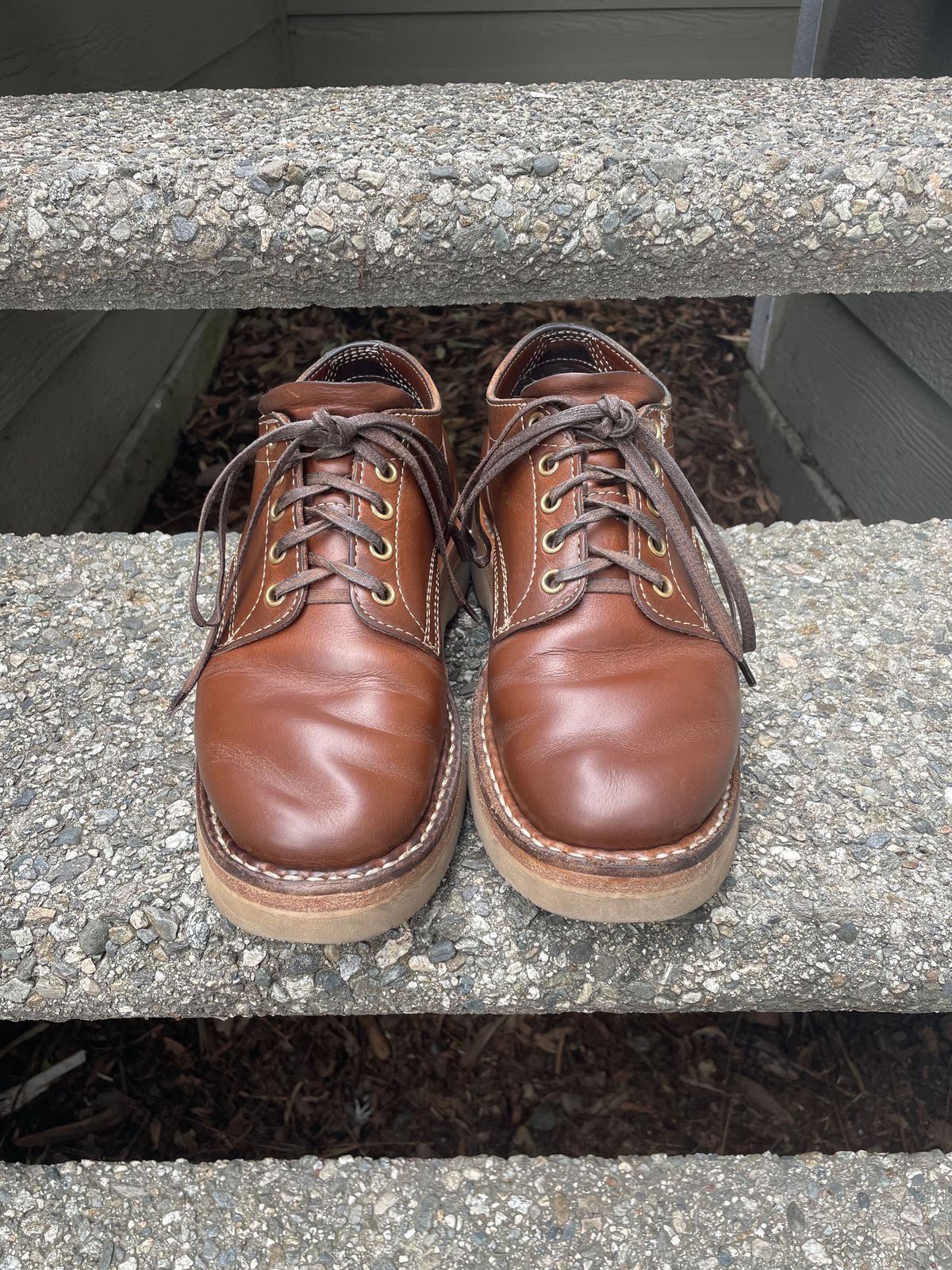 Photo by mrchaselm on February 3, 2023 of the White's Oxford in Horween British Tan Chromexcel.