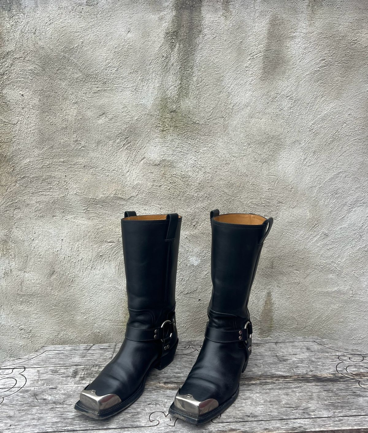 Photo by dring on March 4, 2024 of the Gucci Harness Boots in Black Calf.
