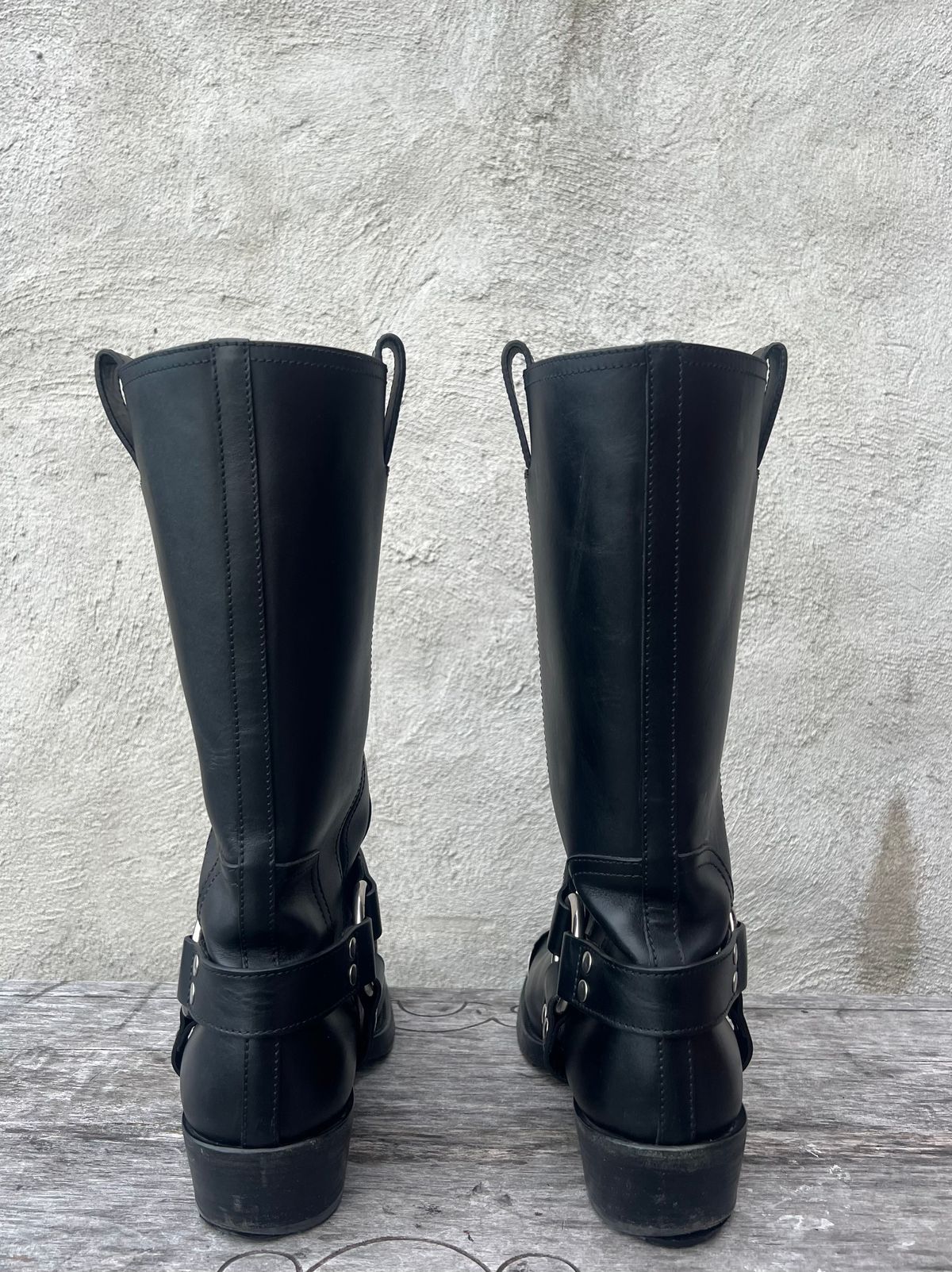 Photo by dring on April 3, 2024 of the Gucci Harness Boots in Black Calf.