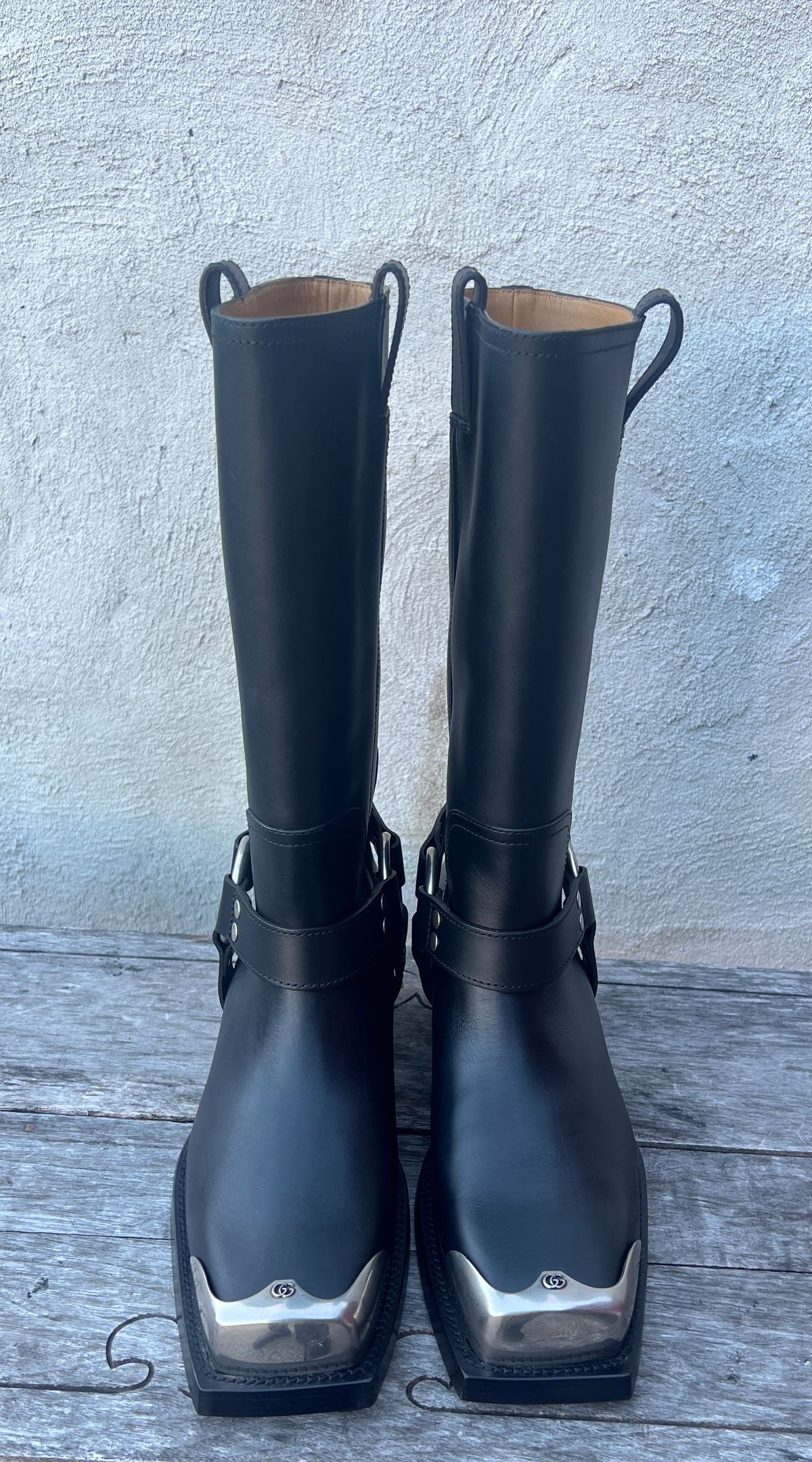 Photo by dring on November 2, 2023 of the Gucci Harness Boots in Black Calf.