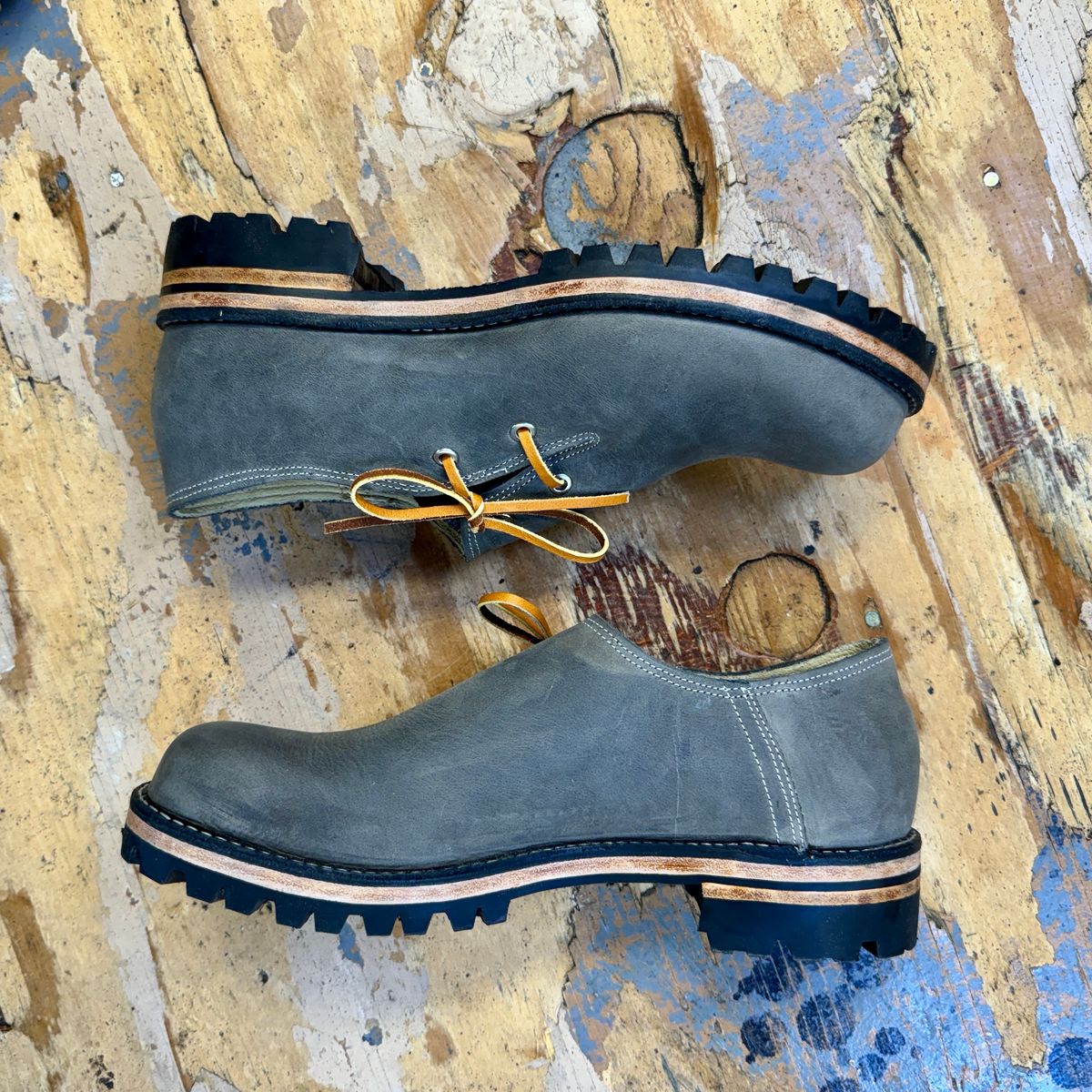 Photo by LimmerGuy on October 1, 2024 of the Peter limmer & Sons Custom Haferlschuh in Seidel Steel Gray Crazy Horse.