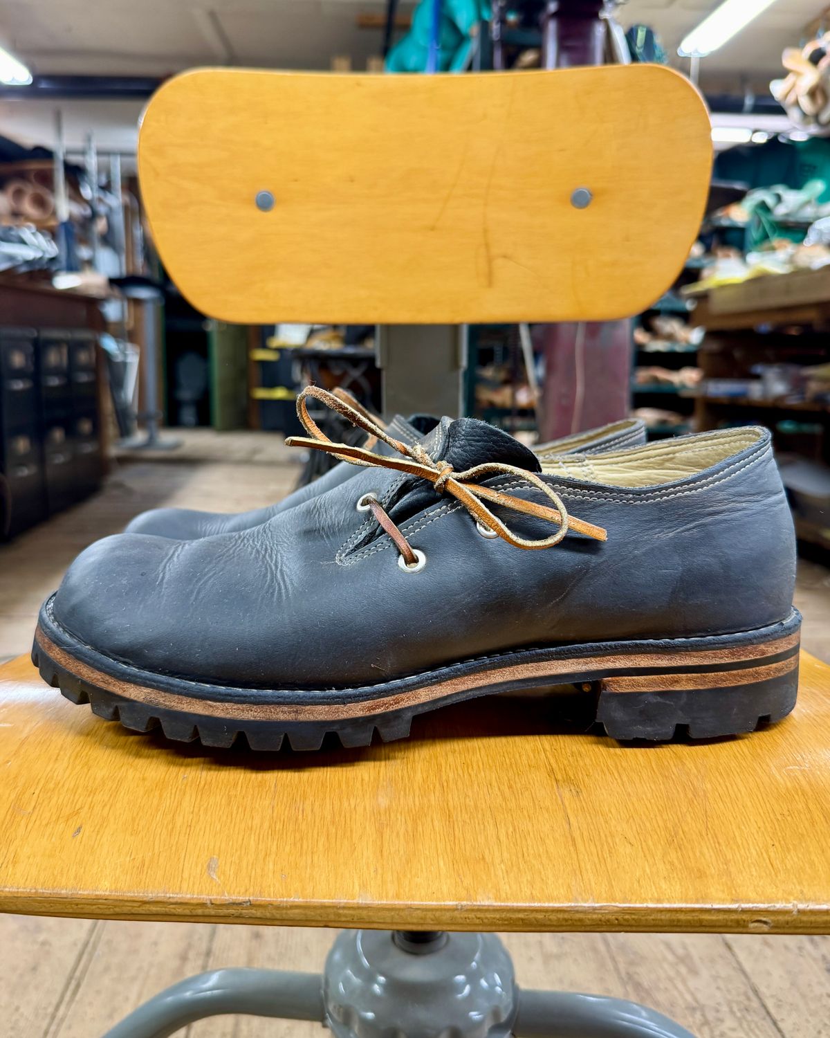 Photo by LimmerGuy on January 4, 2025 of the Peter limmer & Sons Custom Haferlschuh in Seidel Steel Gray Crazy Horse.