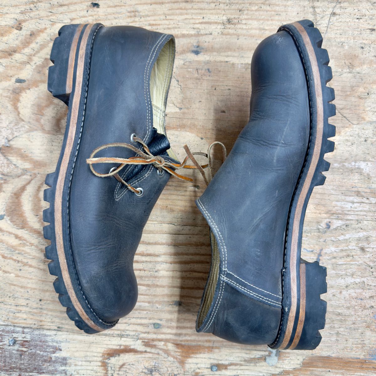 Photo by LimmerGuy on March 4, 2025 of the Peter limmer & Sons Custom Haferlschuh in Seidel Steel Gray Crazy Horse.