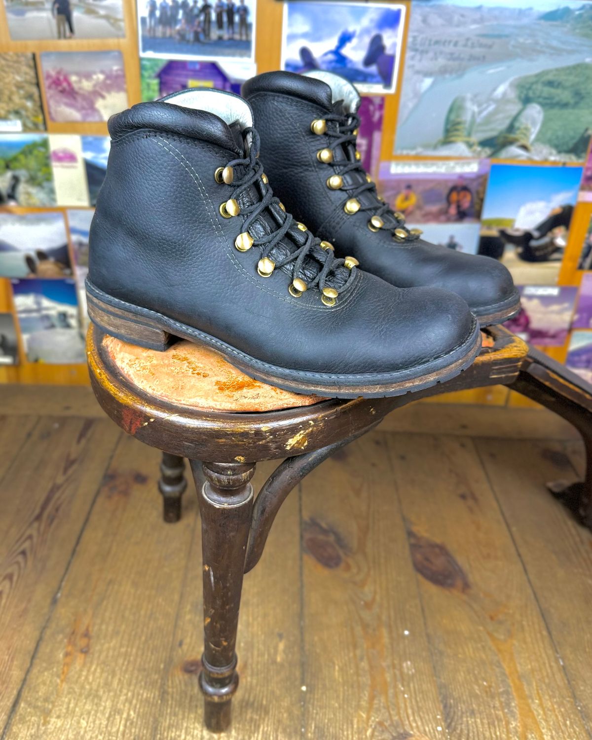 Photo by LimmerGuy on April 4, 2024 of the Peter Limmer & Sons Custom Model in Seidel Raindance: Limmer Edition.