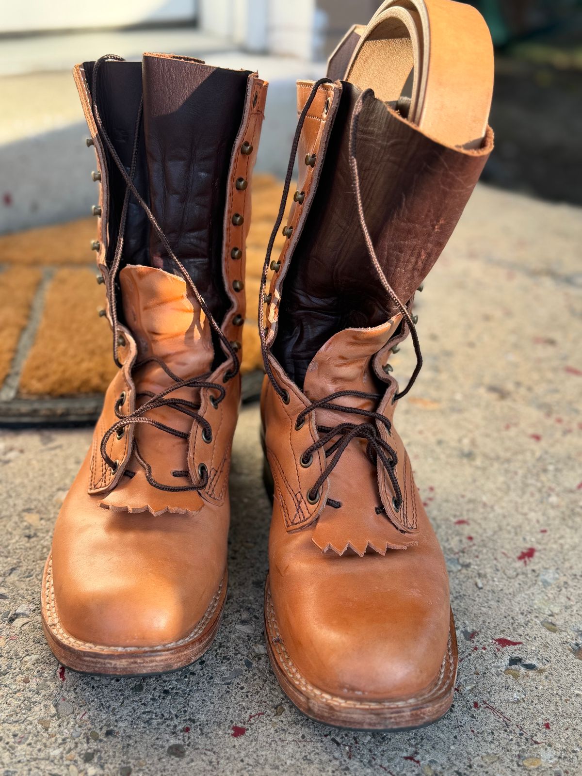 Photo by jayandhisboots on October 1, 2025 of the Frank's Boots Front Range in Wickett & Craig Natural Veg Tan.