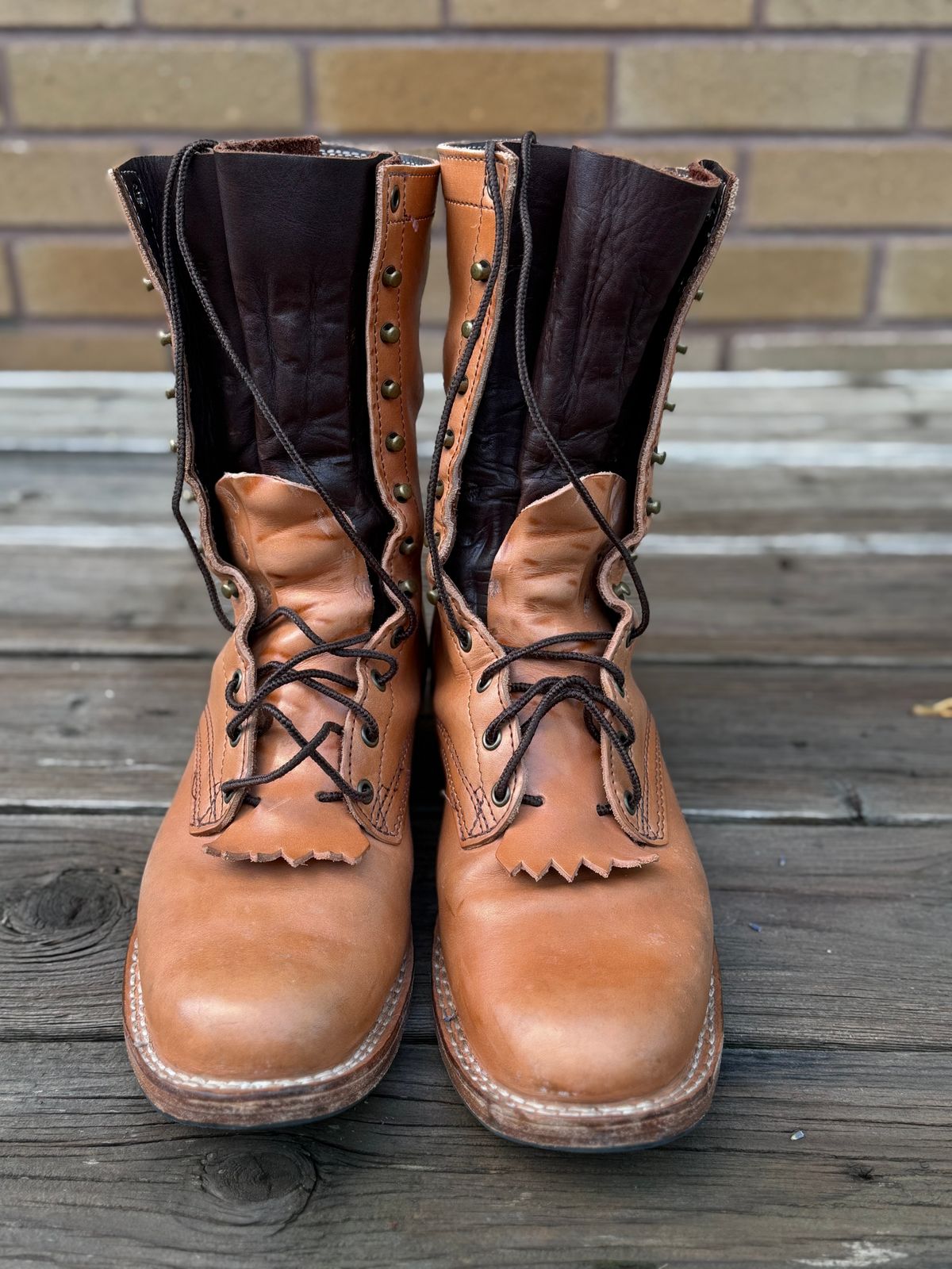 Photo by jayandhisboots on October 1, 2025 of the Frank's Boots Front Range in Wickett & Craig Natural Veg Tan.