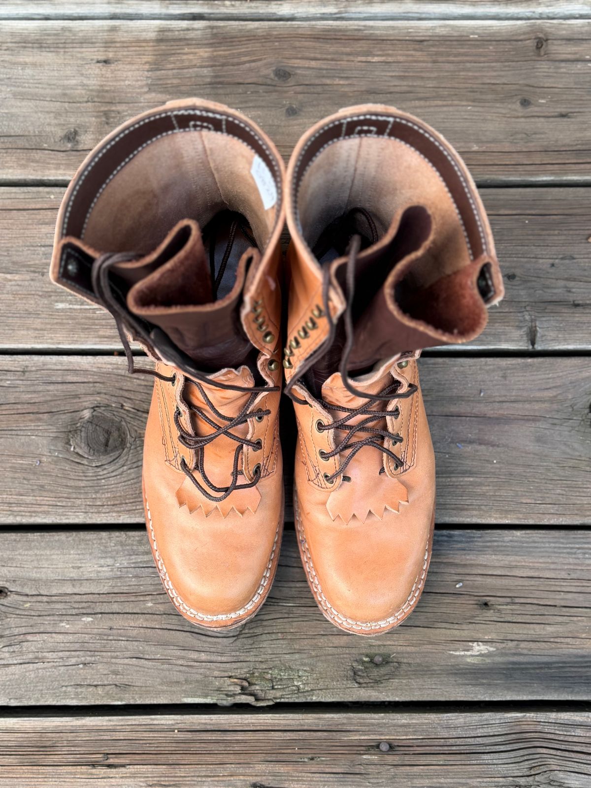Photo by jayandhisboots on October 1, 2025 of the Frank's Boots Front Range in Wickett & Craig Natural Veg Tan.