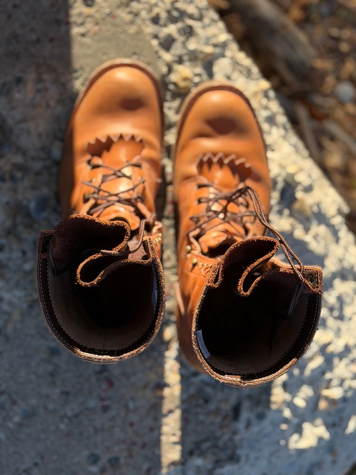 Photo by jayandhisboots on November 4, 2025 of the Frank's Boots Front Range in Wickett & Craig Natural Veg Tan.
