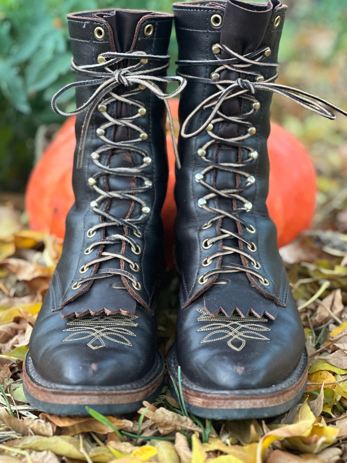 Photo by jayandhisboots on November 1, 2024 of the White's Packer Pointed Toe in Seidel Brown Dress.