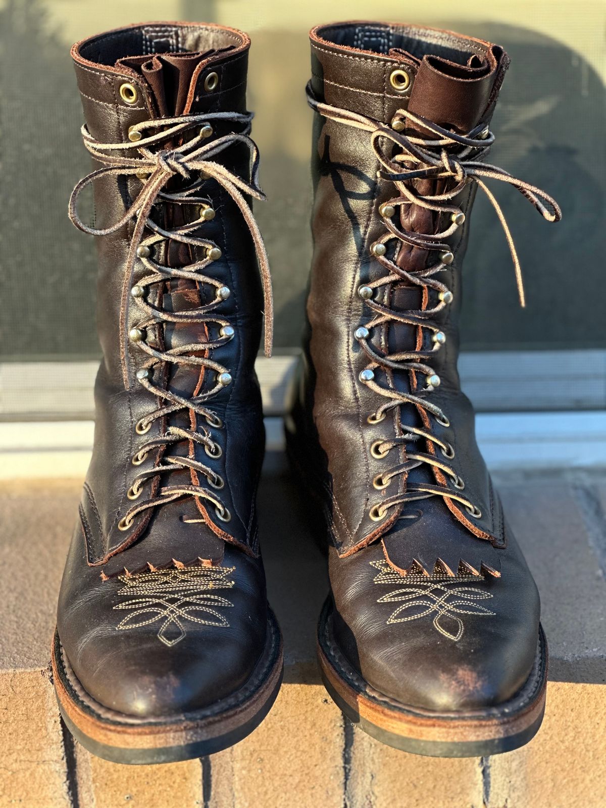 Photo by jayandhisboots on December 1, 2024 of the White's Packer Pointed Toe in Seidel Brown Dress.