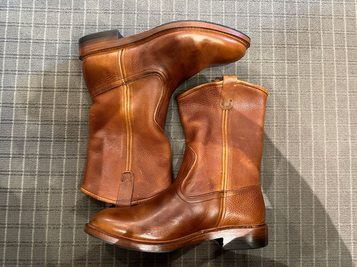 Photo by jayandhisboots on October 3, 2023 of the Allen Edmonds Dallas Roper in Horween Cheyenne Brown.